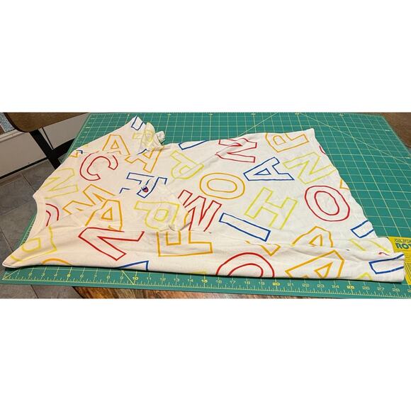 Champion Scrambled Letters Tee Men’s M White Primary Colors Crew Neck - Picture 13 of 13